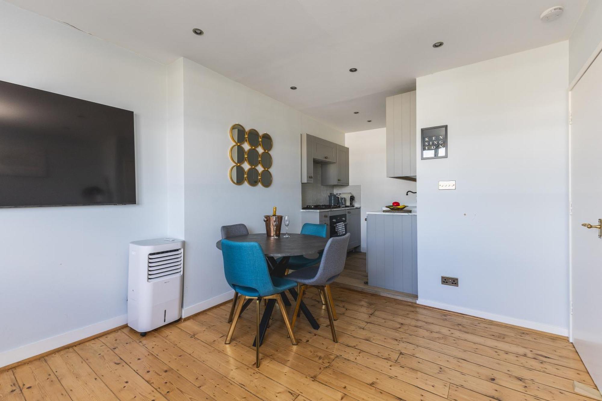 Luxurious 1-Bedroom Apartment In Kensington London Exterior photo